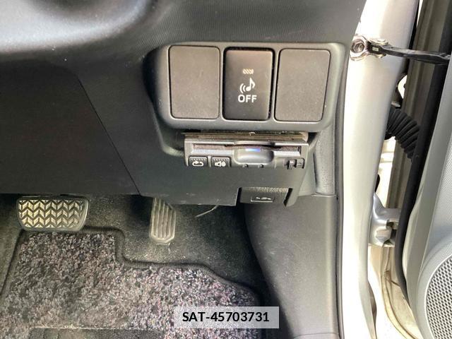 Toyota AQUA 2012-04 7813239-8