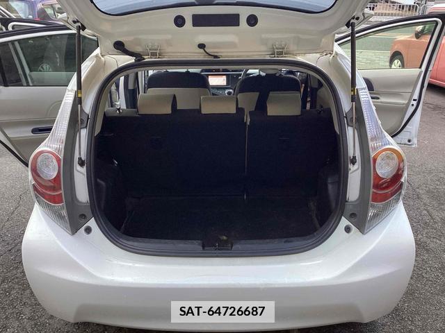 Toyota AQUA 2012-06 7813262-9
