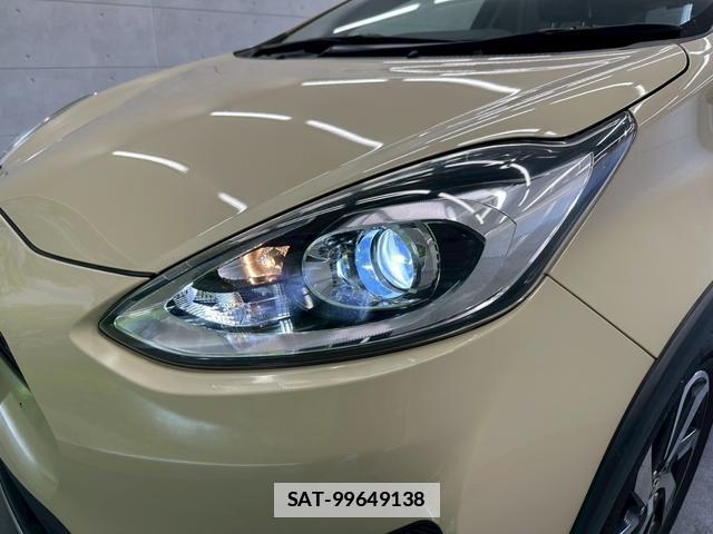Toyota AQUA 2017-08 7813772-11