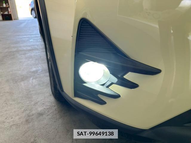 Toyota AQUA 2017-08 7813772-12