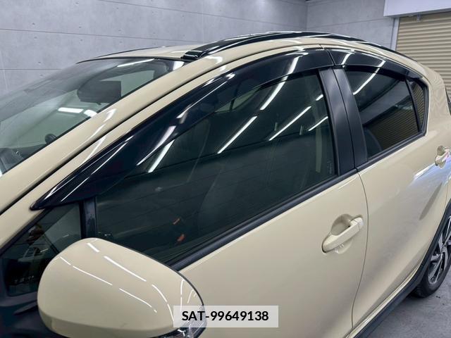Toyota AQUA 2017-08 7813772-17