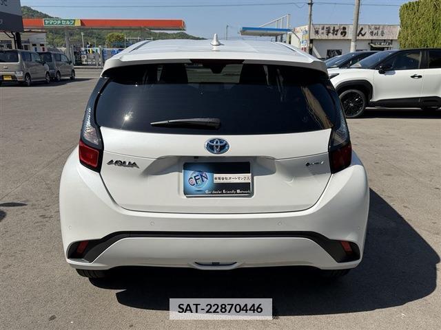 Toyota AQUA 2024-06 7814373-18