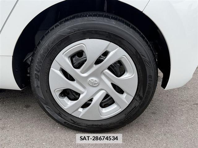 Toyota AQUA 2024-06 7814383-15