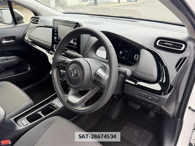 Toyota AQUA 2024-06 7814383-17