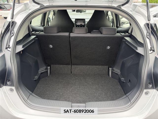 Toyota AQUA 2022-06 7814540-10