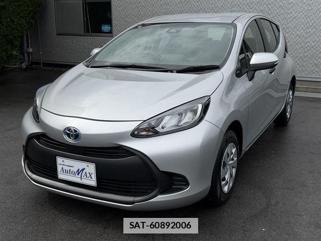 Toyota AQUA 2022-06 7814540-6