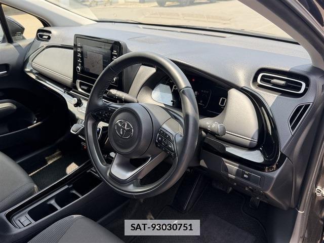 Toyota AQUA 2024-06 7814546-17