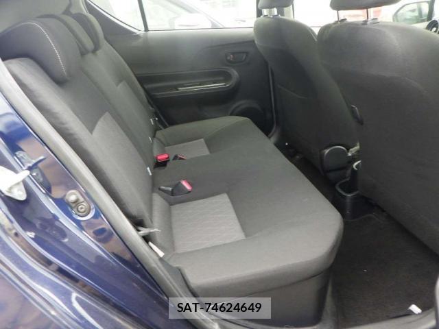 Toyota AQUA 2020-08 7815188-4