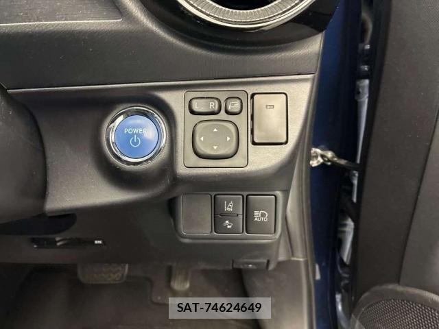 Toyota AQUA 2020-08 7815188-5