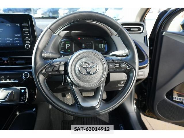 Toyota AQUA 2021-08 7815604-3