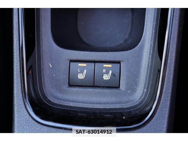 Toyota AQUA 2021-08 7815604-8