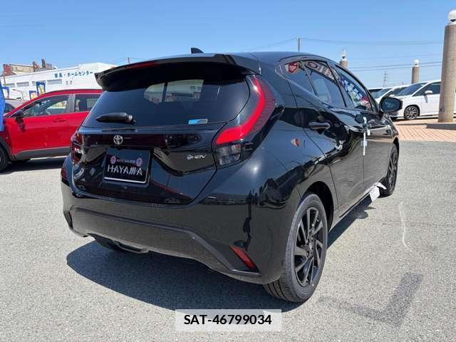 Toyota AQUA 2026-04 7815898-1
