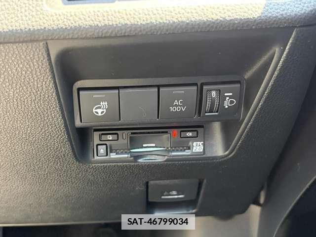 Toyota AQUA 2026-04 7815898-13