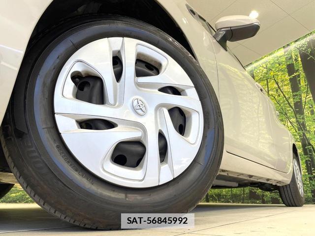 Toyota AQUA 2022-03 7815916-12