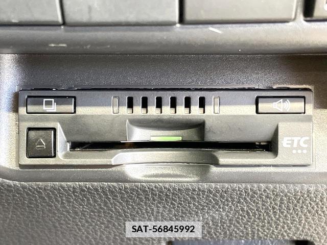 Toyota AQUA 2022-03 7815916-6