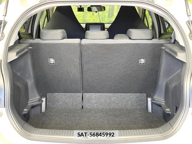 Toyota AQUA 2022-03 7815916-9