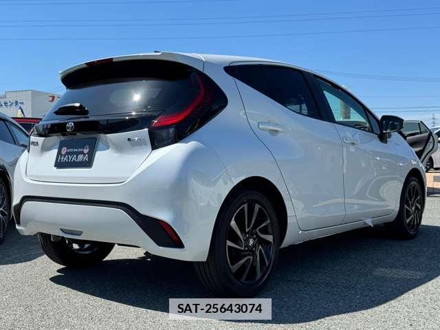 Toyota AQUA 2026-04 7815940-1