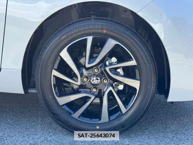 Toyota AQUA 2026-04 7815940-11