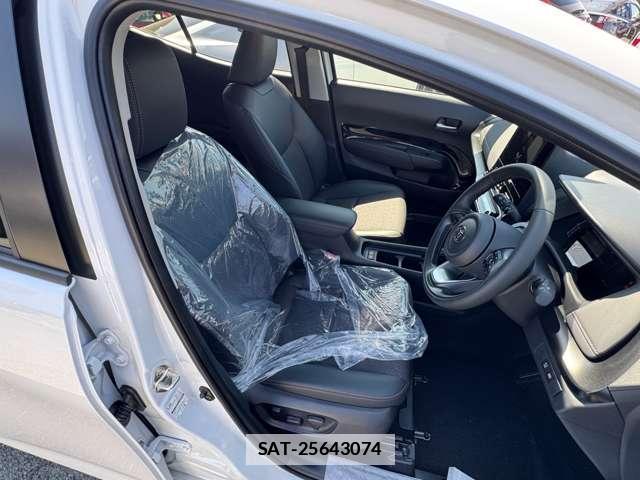 Toyota AQUA 2026-04 7815940-14