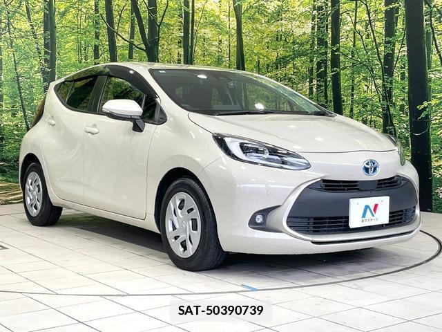 Toyota AQUA 2022-03 7815989-15