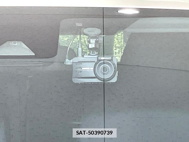 Toyota AQUA 2022-03 7815989-5