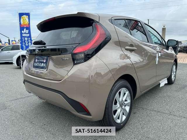 Toyota AQUA 2026-06 7816014-1