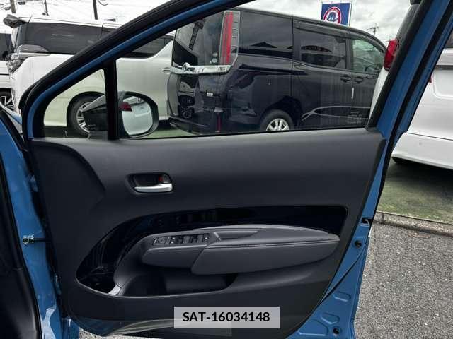 Toyota AQUA 2026-06 7816015-13