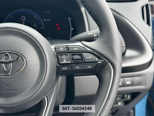 Toyota AQUA 2026-06 7816015-17