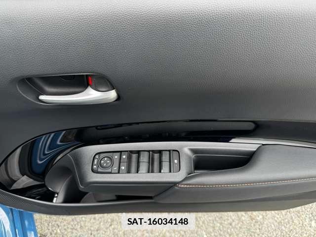 Toyota AQUA 2026-06 7816015-9