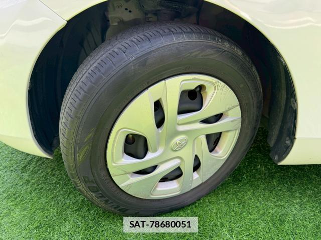 Toyota AQUA 2023-07 7816461-15