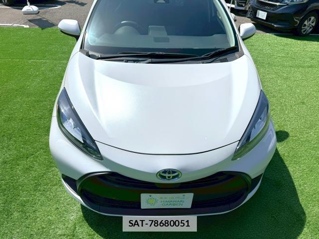 Toyota AQUA 2023-07 7816461-17