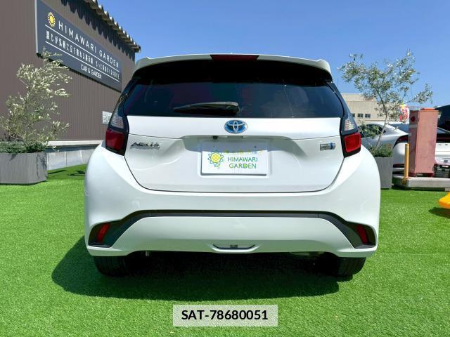 Toyota AQUA 2023-07 7816461-3