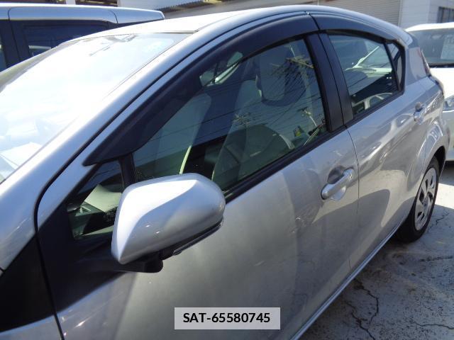 Toyota AQUA 2020-11 7817098-19