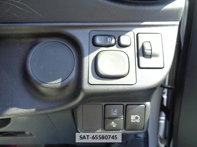 Toyota AQUA 2020-11 7817098-6
