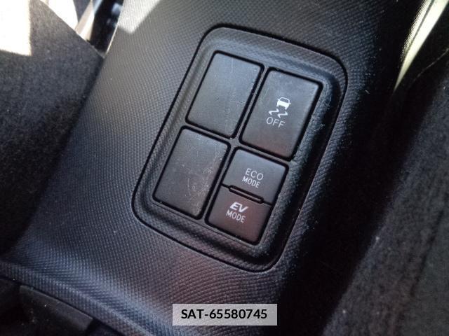 Toyota AQUA 2020-11 7817098-9