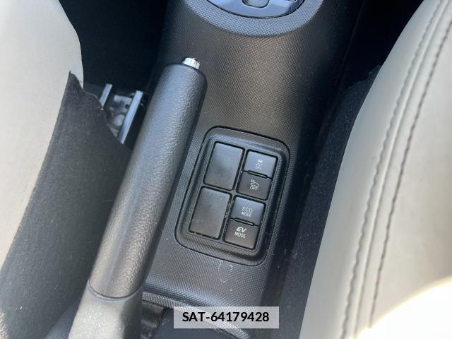 Toyota AQUA 2017-12 7817593-12