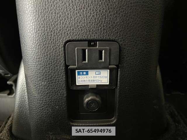 Toyota AQUA 2021-11 7818258-18