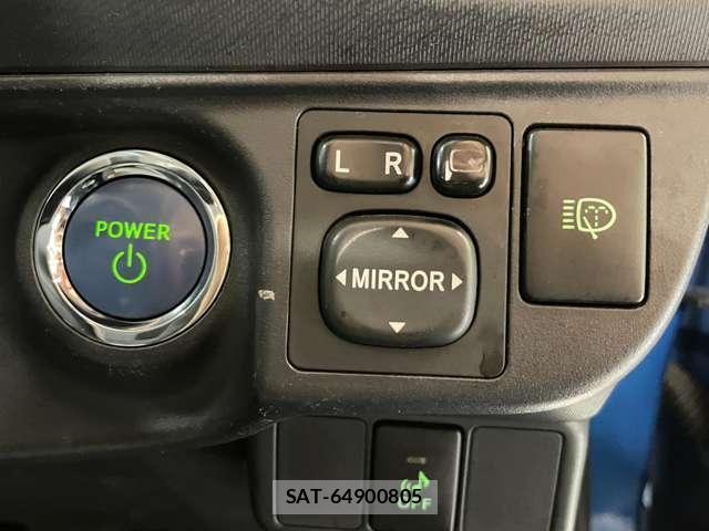 Toyota AQUA 2012-01 7818390-5