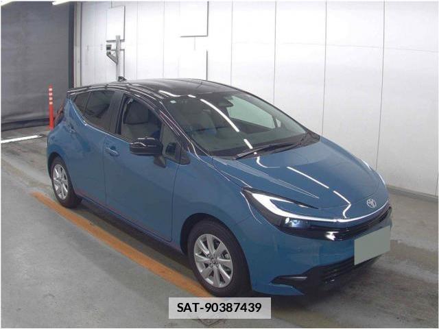 Toyota AQUA 2026-01 7818505-3