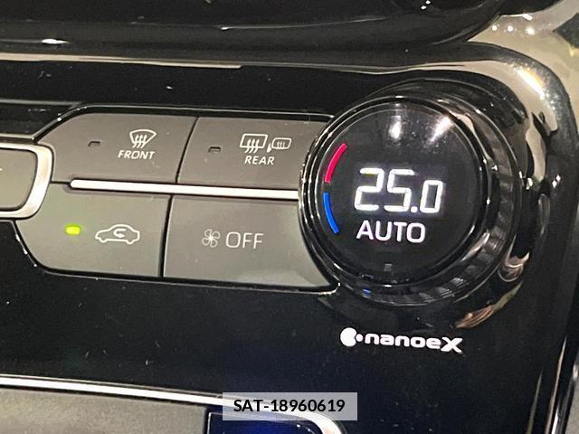 Toyota AQUA 2022-02 7818975-7