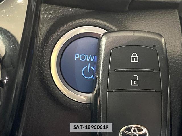 Toyota AQUA 2022-02 7818975-8