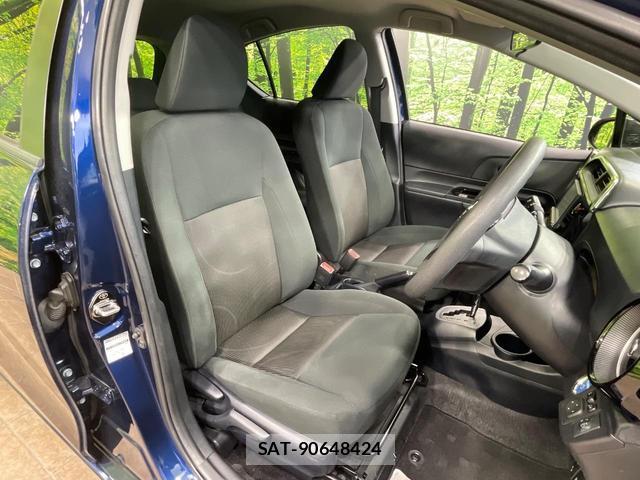 Toyota AQUA 2019-03 7819361-7