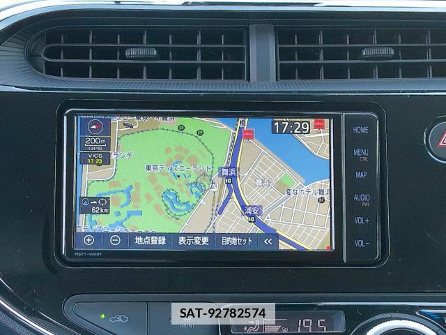 Toyota AQUA 2021-02 7820689-3