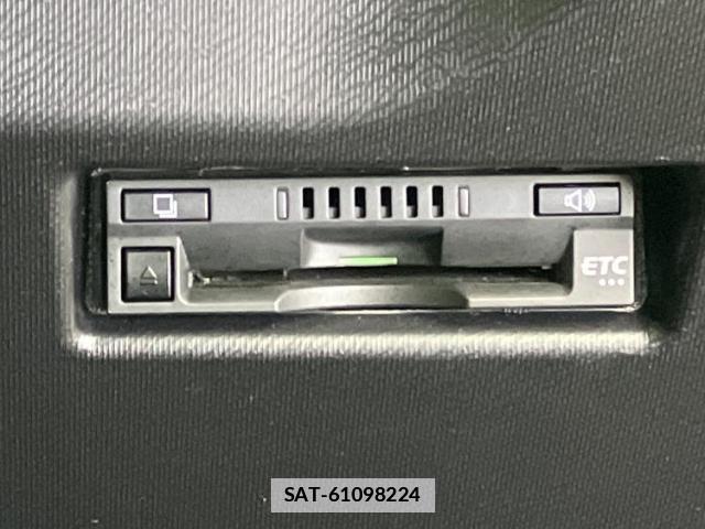 Toyota AQUA 2020-01 7821168-17