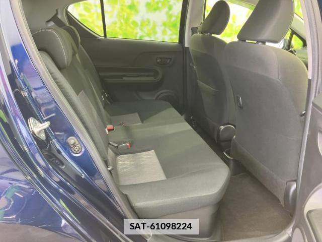 Toyota AQUA 2020-01 7821168-5