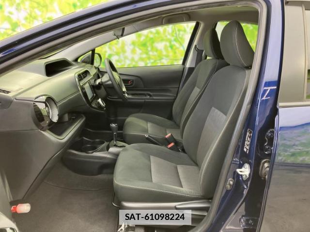 Toyota AQUA 2020-01 7821168-6