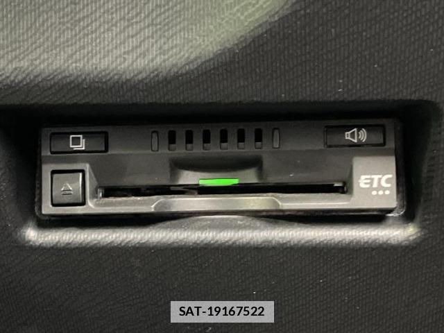 Toyota AQUA 2019-02 7821617-17
