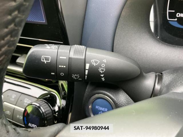 Toyota AQUA 2022-02 7821713-15