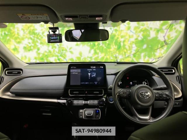 Toyota AQUA 2022-02 7821713-7