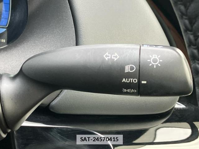 Toyota AQUA 2021-08 7822007-14